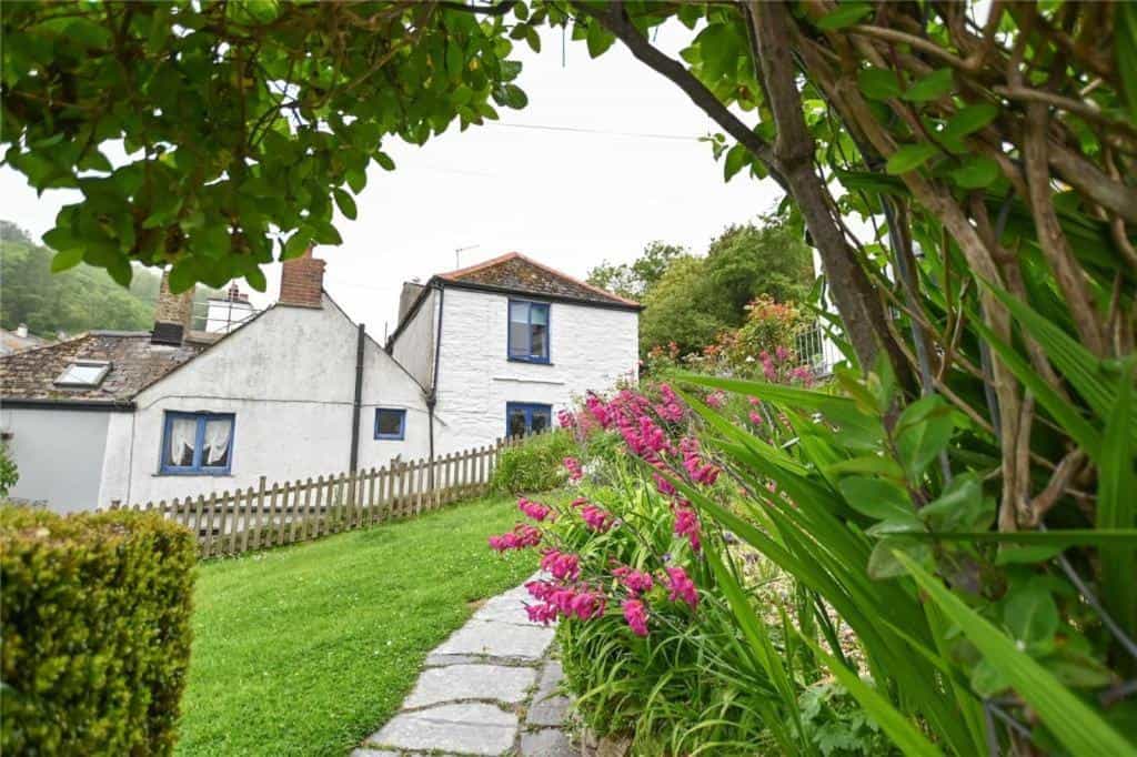 Cosy Bake Cottage, Great Location in Looe, Cornwall 