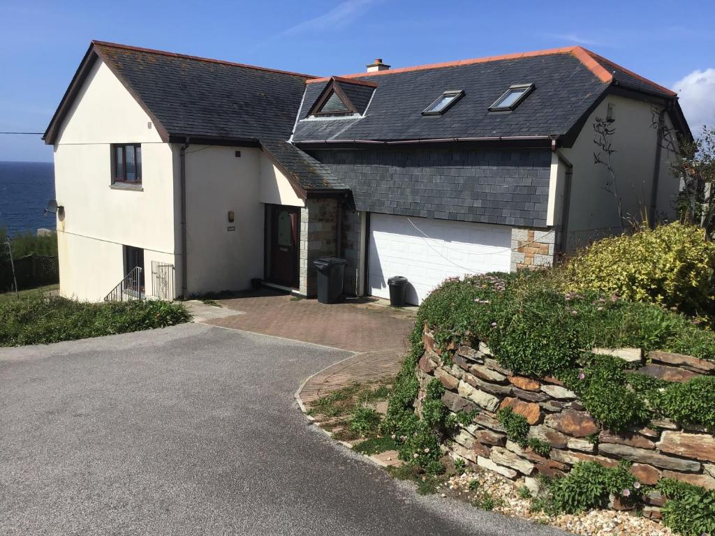 5BHK at bay Porthleven